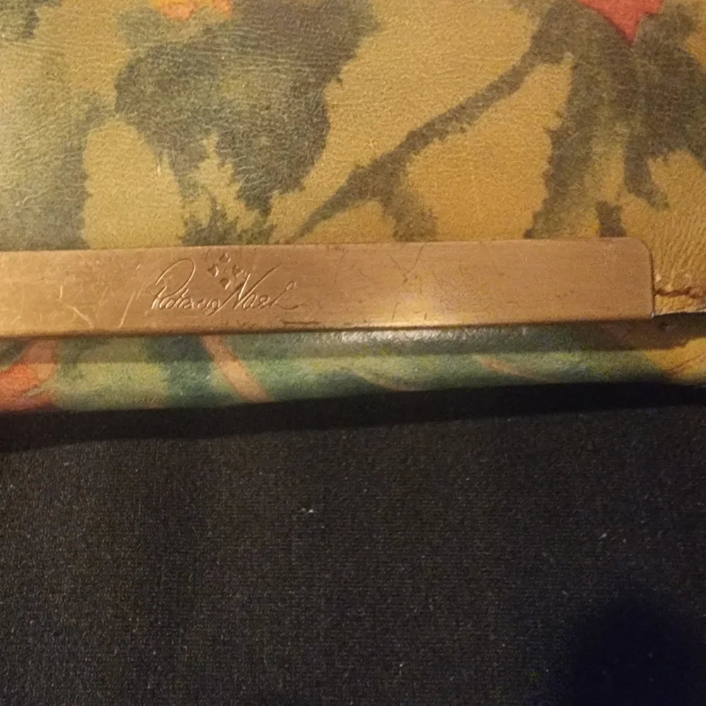 Gorgeous Colorful Handcrafted Leather Wallet by PATRICIA NASH - Picture 6 of 6